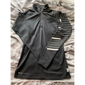 Nike Pro Dri Fit Sweatshirt